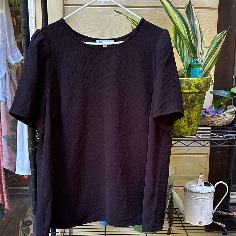 DR2 Women’s 2X Black Tunic Puff Sleeve Top With Crossed Back EUC